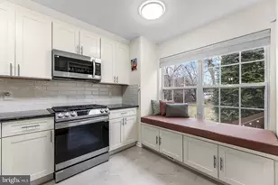 7 Edith Dr, Franklin Township, NJ 08873 - Photo 12