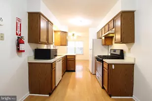 30B Chicopee Dr, Princeton, NJ 08540 - Photo 10