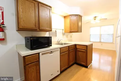 30 B Chicopee Drive, Princeton, NJ 08540 - Photo 8