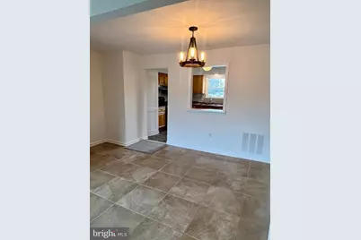 402 Windsor Court, Hillsborough Township, NJ 08844 - Photo 14