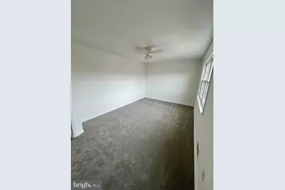 402 Windsor Court, Hillsborough Township, NJ 08844 - Photo 22