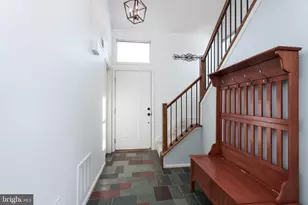 71 Avebury Pl, Franklin Township, NJ 08873 - Photo 2