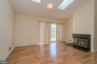 29 Amberly Ct, Franklin Park, NJ 08823 - Photo 8