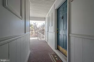 29 Amberly Ct, Franklin Park, NJ 08823 - Photo 4