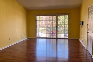 63 Rachel Ct, Franklin Park, NJ 08823 - Photo 8