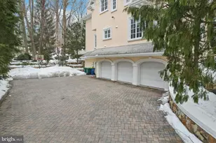 19 Glenview Dr, Warren Township, NJ 07059 - Photo 4