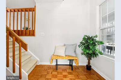 43 Watertown Court, Montgomery Township, NJ 08540 - Photo 2