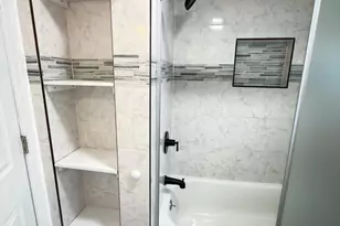 14 Darwin, Franklin Township, NJ 08873 - Photo 6