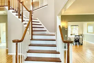 36 Poling Farm Ct, Montgomery Township, NJ 08502 - Photo 2