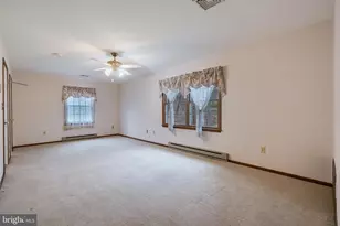 169 E Mountain Rd, Hillsborough Township, NJ 08844 - Photo 20