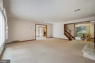 169 E Mountain Road, Hillsborough Township, NJ 08844 - Photo 10