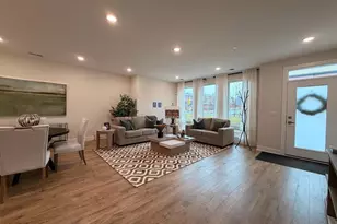 98 Village Dr, Montgomery Township, NJ 08558 - Photo 4