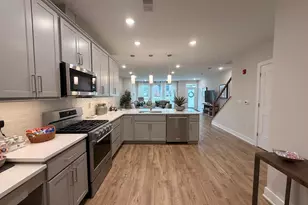 98 Village Dr, Montgomery Township, NJ 08558 - Photo 12