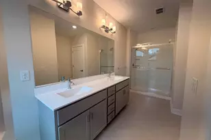 100 Village Dr, Montgomery Township, NJ 08558 - Photo 18