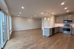 100 Village Dr, Montgomery Township, NJ 08558 - Photo 10