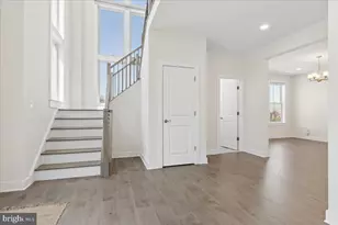 61 Village Dr, Montgomery Township, NJ 08558 - Photo 6
