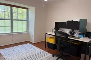 40 Townsend Ct, Franklin Park, NJ 08823 - Photo 20