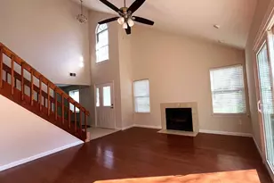 40 Roxbury Ct, Princeton, NJ 08540 - Photo 2