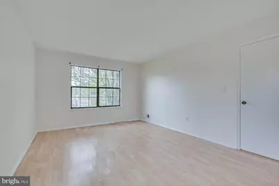 64 Taylor Drive, Franklin Township, NJ 08823 - Photo 16