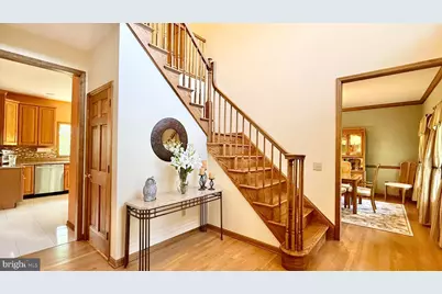 26 Poling Farm Court, Montgomery Township, NJ 08502 - Photo 2