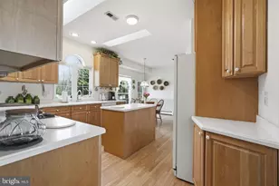 140 Bunker Hill Rd, Franklin Township, NJ 08540 - Photo 10