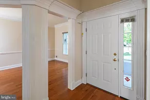 27 Bethpage Dr, Montgomery Township, NJ 08558 - Photo 4