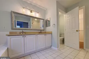 16 Scarlet Oak Dr, Princeton, NJ 08540 - Photo 18