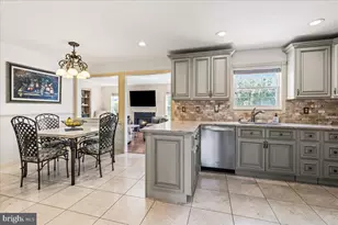 30 Francis Dr, Bridgewater, NJ 08807 - Photo 8