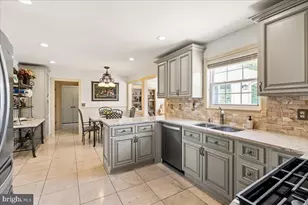 30 Francis Dr, Bridgewater, NJ 08807 - Photo 10