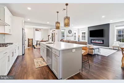 71 Village Drive, Montgomery Township, NJ 08558 - Photo 6