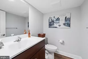 71 Village Dr, Montgomery Township, NJ 08558 - Photo 32
