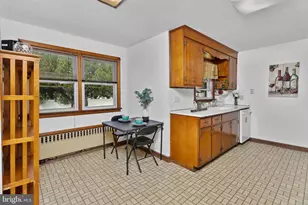 99 Henry St, Franklin Township, NJ 08873 - Photo 10