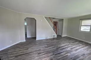 27 Koehler Dr, South Bound Brook, NJ 08880 - Photo 6