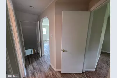 27 Koehler Drive, South Bound Brook, NJ 08880 - Photo 12
