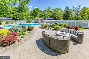 22 Cleveland Cir, Montgomery Township, NJ 08558 - Photo 2