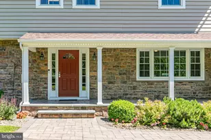 22 Cleveland Cir, Montgomery Township, NJ 08558 - Photo 6