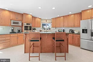 25 Carsdale Dr, Montgomery Township, NJ 08502 - Photo 16