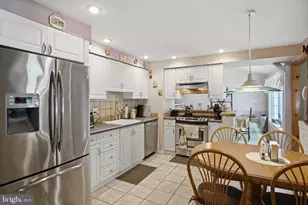 1 Magda Ln, Hillsborough Township, NJ 08844 - Photo 10