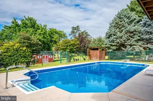 327 Summer Rd, Branchburg, NJ 08853 - Photo 54