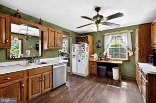 115 Fairview Dr, Hillsborough Township, NJ 08853 - Photo 8