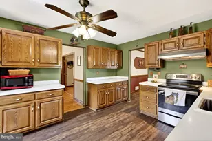 115 Fairview Dr, Hillsborough Township, NJ 08853 - Photo 10