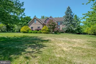 46 Westbury Ct, Montgomery Township, NJ 08558 - Photo 1