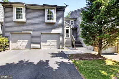 34 B Chicopee Drive, Montgomery Township, NJ 08540 - Photo 2