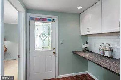 30 Montgomery Avenue, Rocky Hill, NJ 08553 - Photo 14
