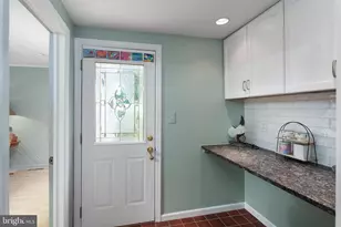30 Montgomery Ave, Rocky Hill, NJ 08553 - Photo 14
