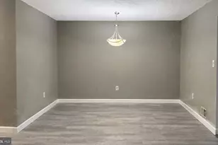216 Sapphire La Ln, Franklin Township, NJ 08823 - Photo 6