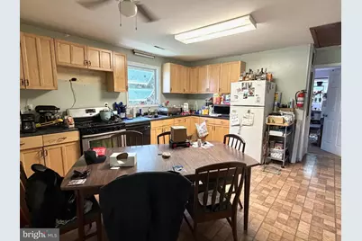 [Address not provided], Manville, NJ 08835 - Photo 6