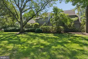 15 Coppervail Ct, Princeton, NJ 08540 - Photo 2