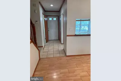 10 Lindsey Court, Franklin Park, NJ 08823 - Photo 8