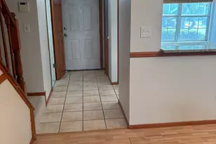 10 Lindsey Ct, Franklin Park, NJ 08823 - Photo 8